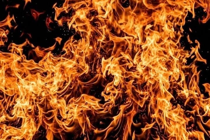 في زهرديفكا رجل من الإستياء أشعل النار في منزل الأصدقاء