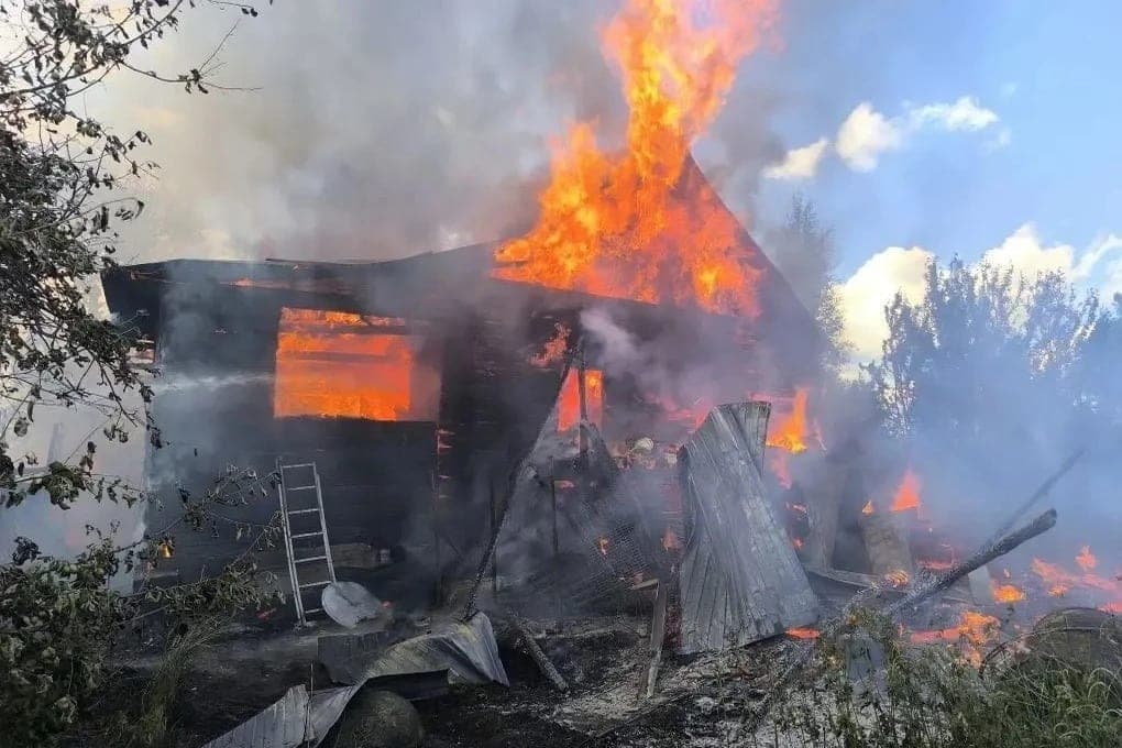 In the Leningrad region, 138 employees of the Ministry of Emergency Situations extinguished 13 fires and rescued 6 people from an accident