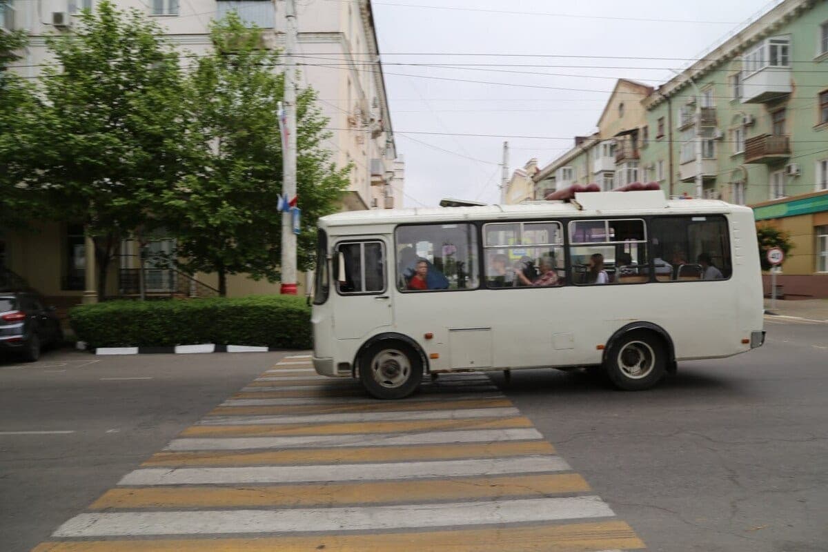 On the street Aerodromna in Sochi updated road surface