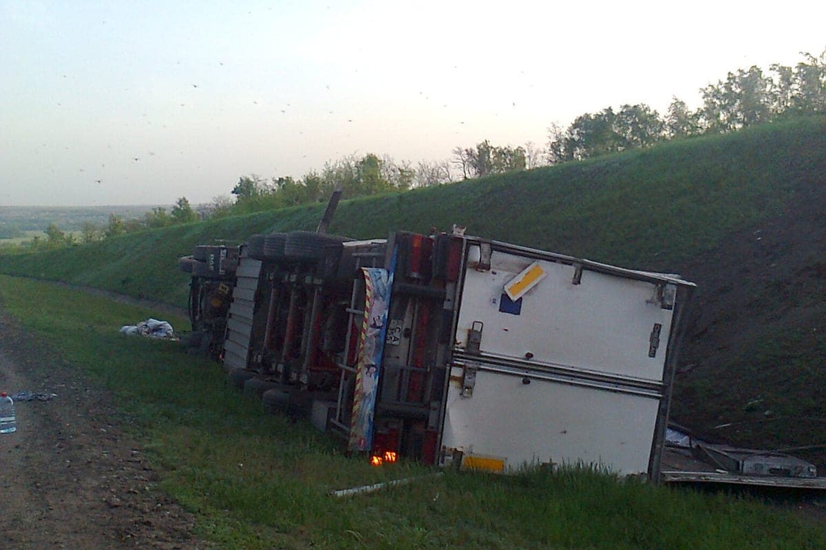 On the highway M-4 “Don” in the Voronezh region there was an accident with the victim