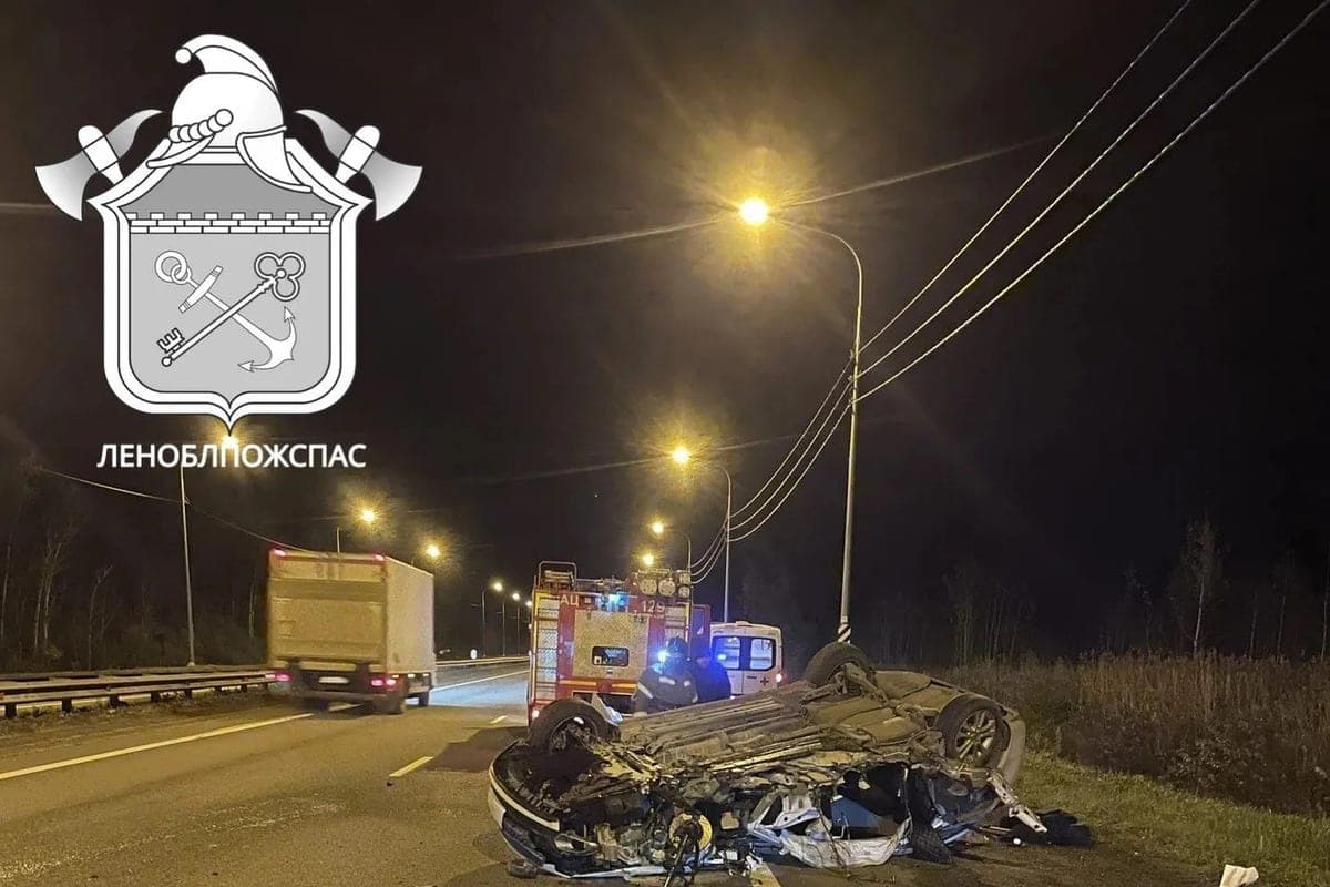 Водитель Kia Ceed попал в больницу после аварии на трассе «Кола» в Ленобласти