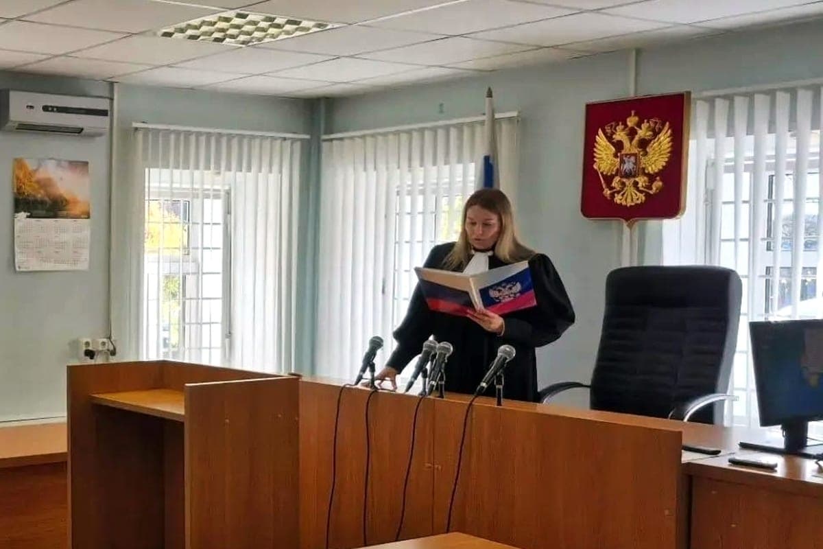 In Upper Landeha, the owner of the house registered a family of migrants