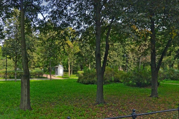 Moscow district was caught in work without a warrant in the park “South Grove”