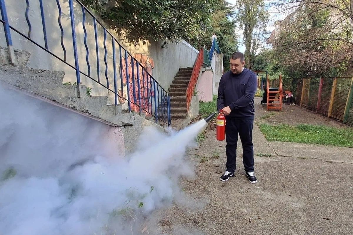 В сочинском центре социального обслуживания провели тренировку по гражданской обороне