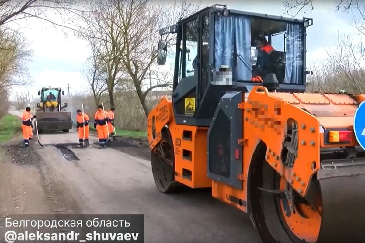 Шуваев поздравил белгородцев с Днем работников дорожного хозяйства