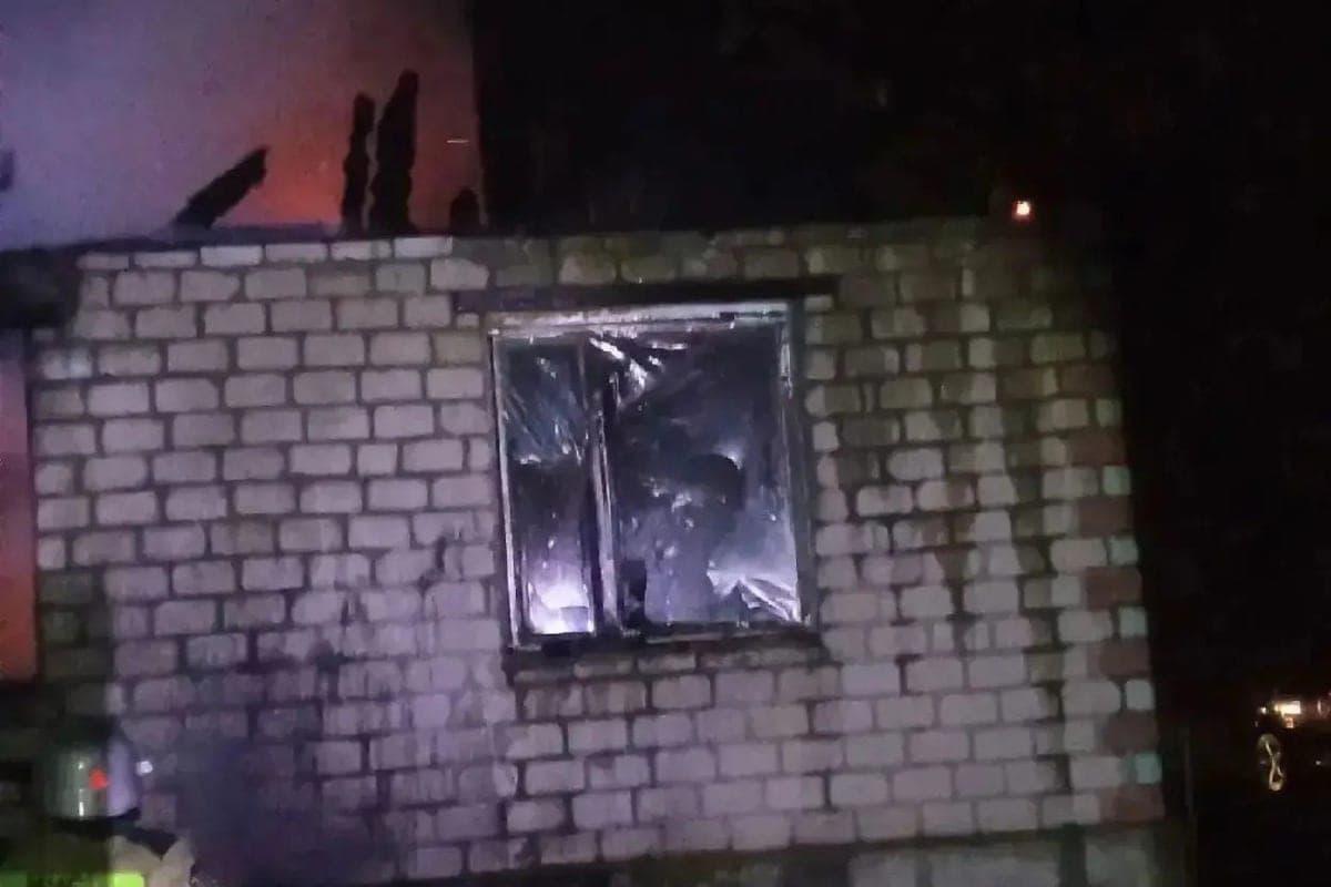 In the Oryol village in a fire burned down a house