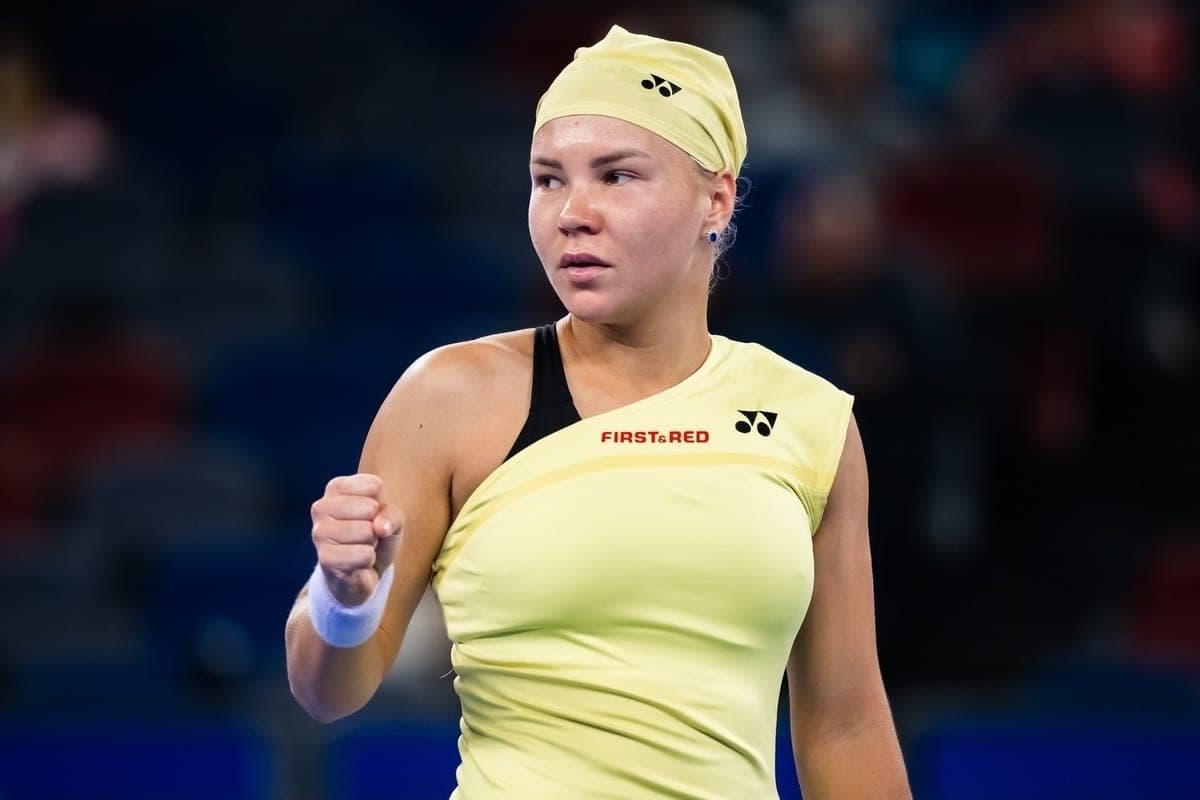 Three-set drama in Tokyo: how Schneider cracked the cunning rhythm of Sasnovich