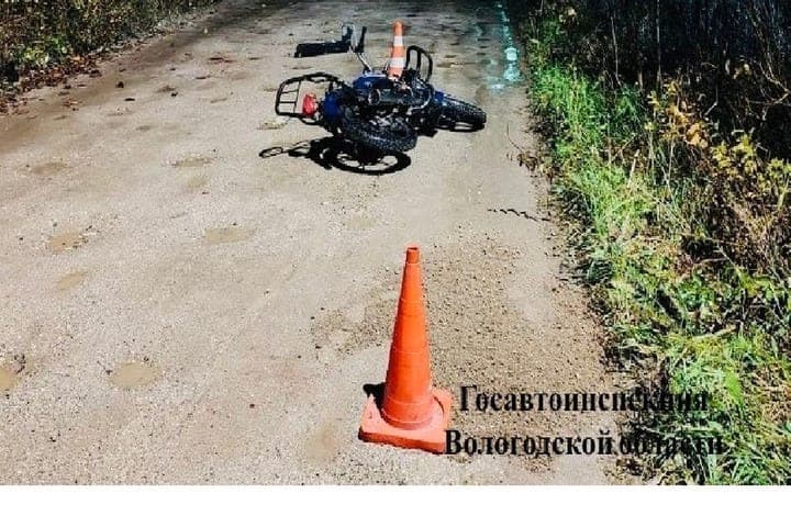 Пьяный мужчина без прав на мопеде сбил пешехода в селе Устье