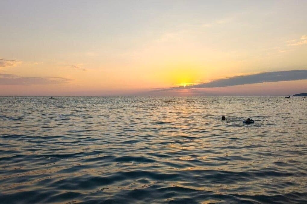 In Sochi until the evening will be training shooting and grenade launches in the waters of the port