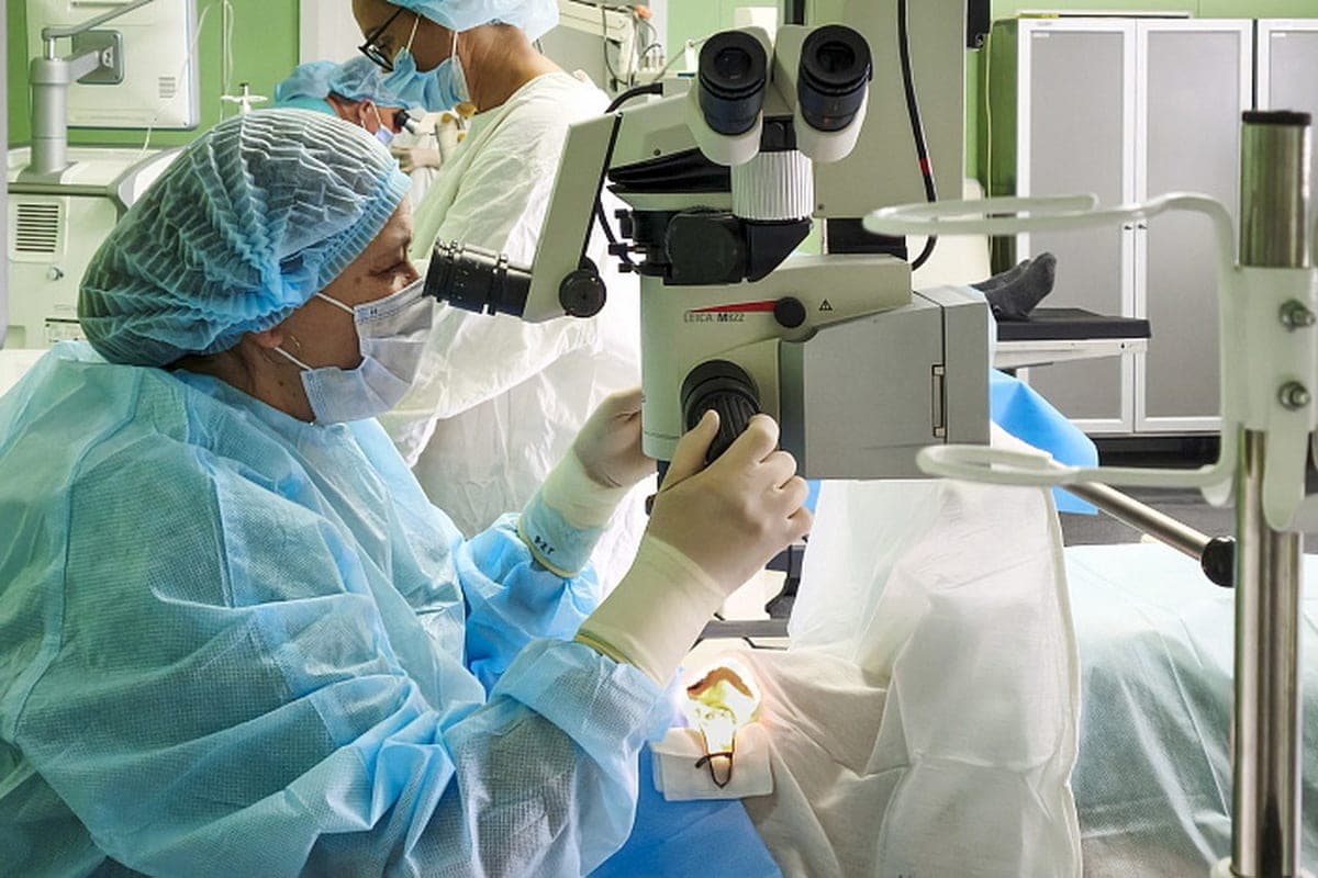 Age-related macular degeneration: how in Kirov to preserve the vision of patients over 50 years