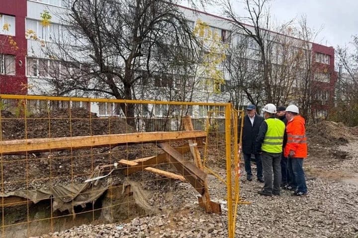 В Калуге обновляют 1,4 километра канализационного коллектора