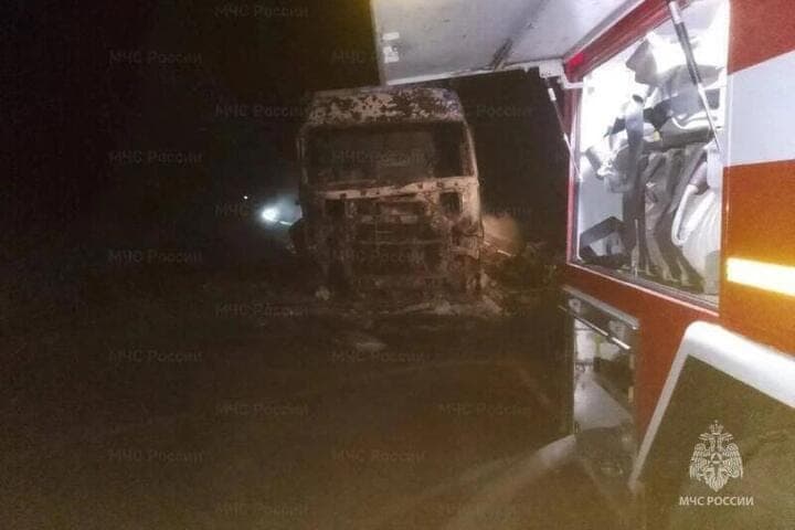 In the Orel region at night broke out a moving tractor with a trailer