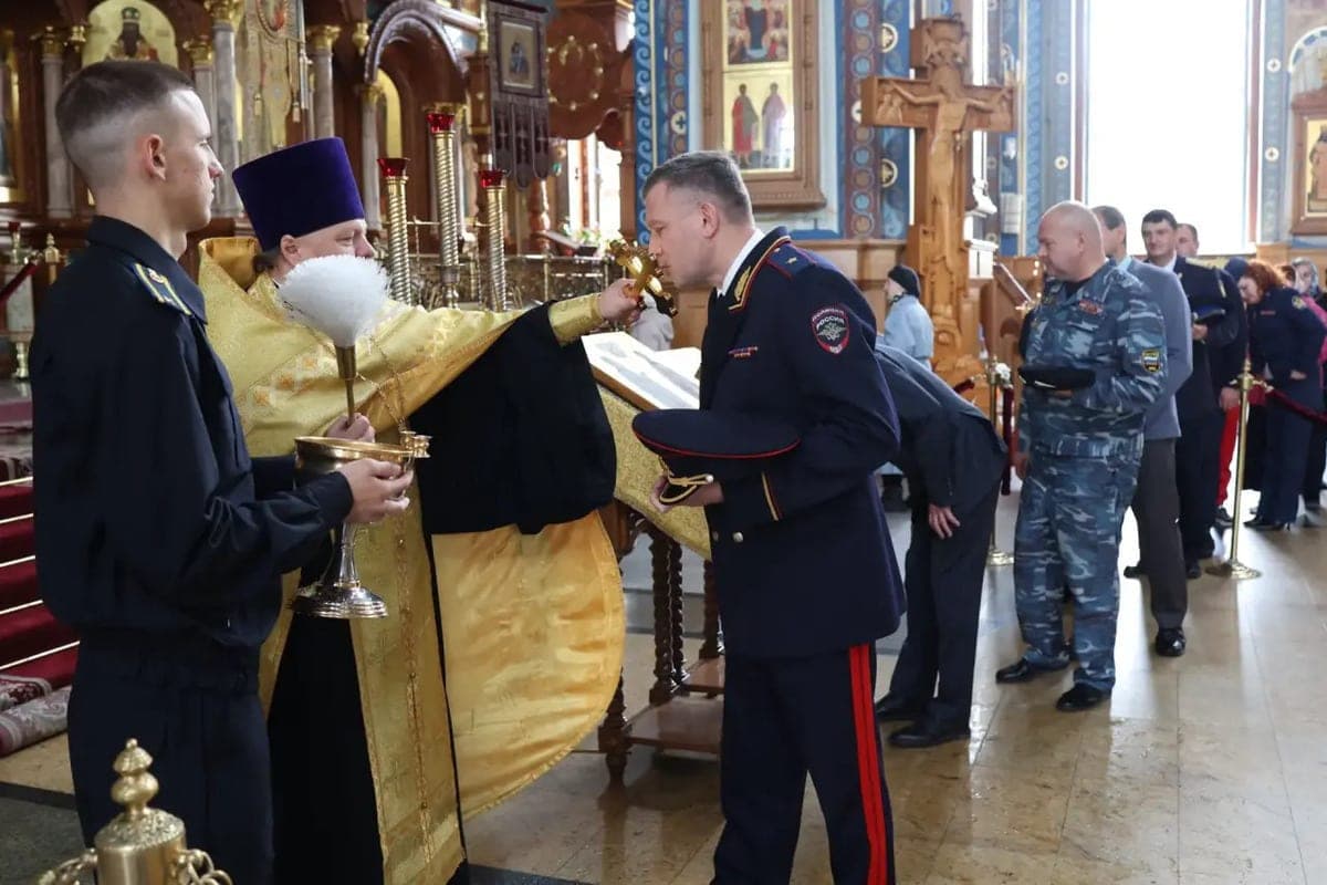 В Благовещенском соборе Воронежа кадеты приняли присягу
