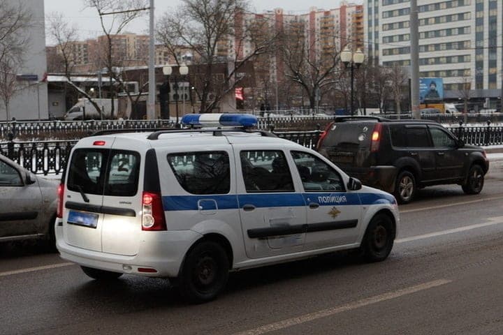 Russian crossed the river ford, hiding from police