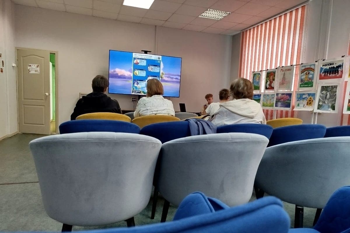 Vologzhan invited to discuss the film “Two in one life, not counting the dog” (16+)