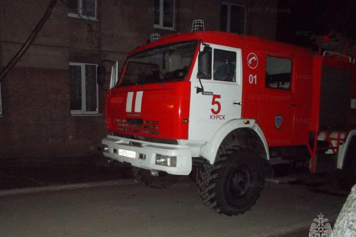 В Курске на улице Маяковского потушили пожар в квартире