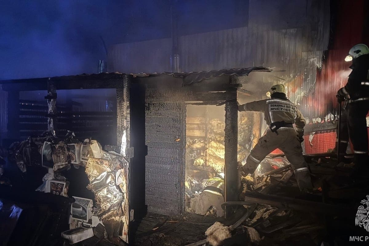 Dans le village de Seekers il y avait un feu dans le centre des loisirs actifs