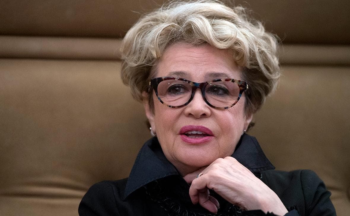 Актриса Марина Неёлова обратилась за медицинской помощью в Москве