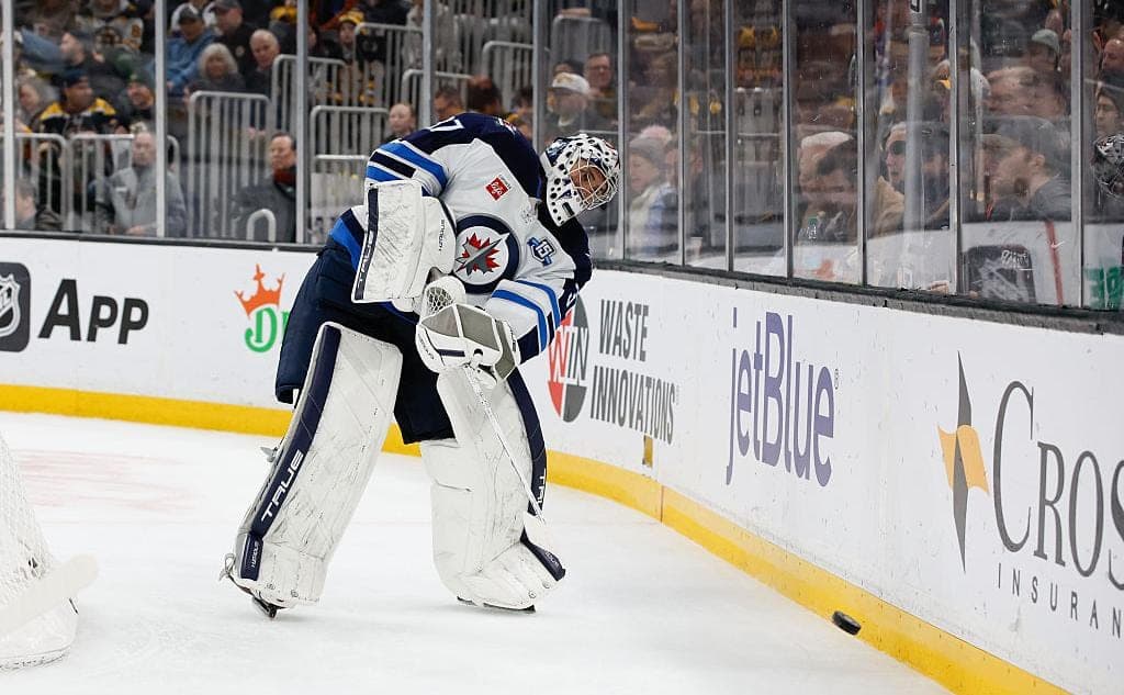 One of NHL's top goalkeepers secures exchange after strike