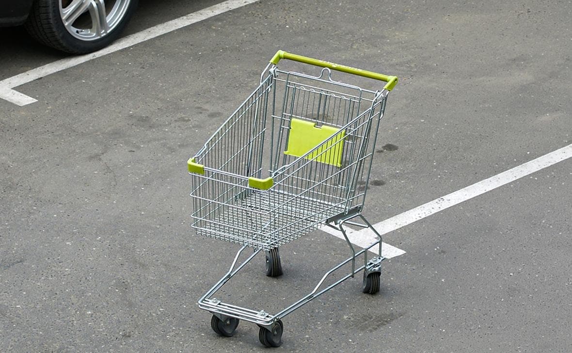 Court says pedestrians with carts in parking lots must comply with rules