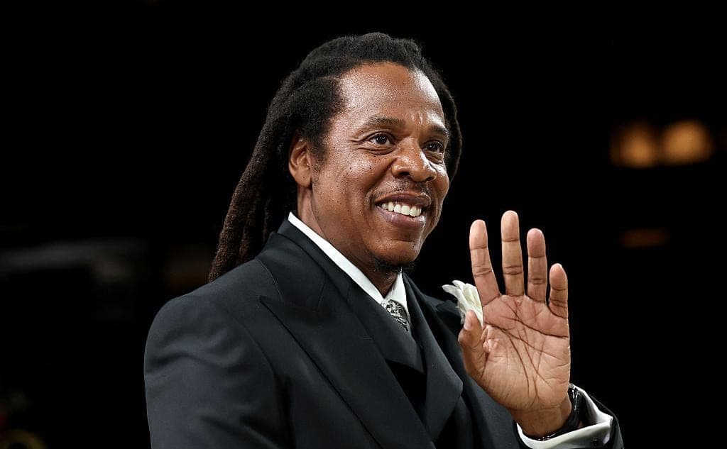 Jay-Z станет хедлайнером шоу в перерыве Супербоула