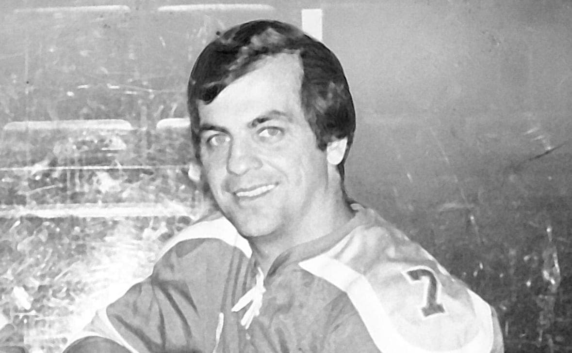The participant of the hockey super series Canada – USSR Andre Lacroix died