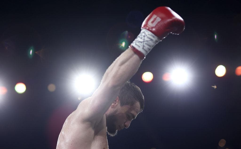 Russian boxer knocked out in the first round of the Irishman in the championship fight