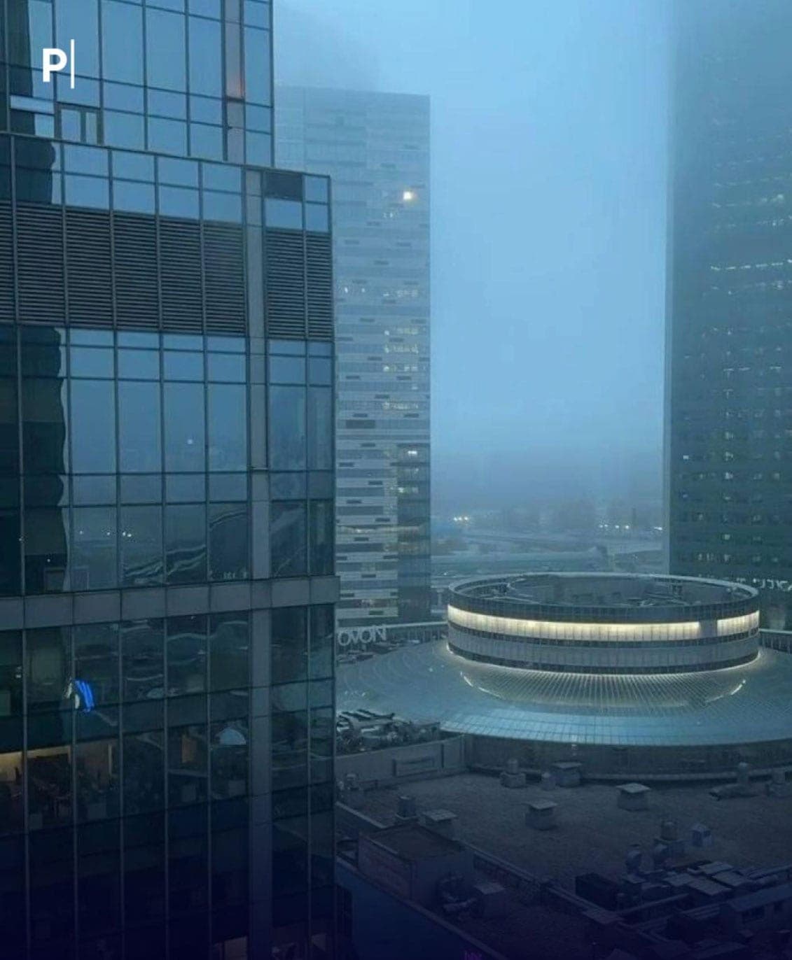 Moscow in the morning shrouded in thick fog. Photo Photo