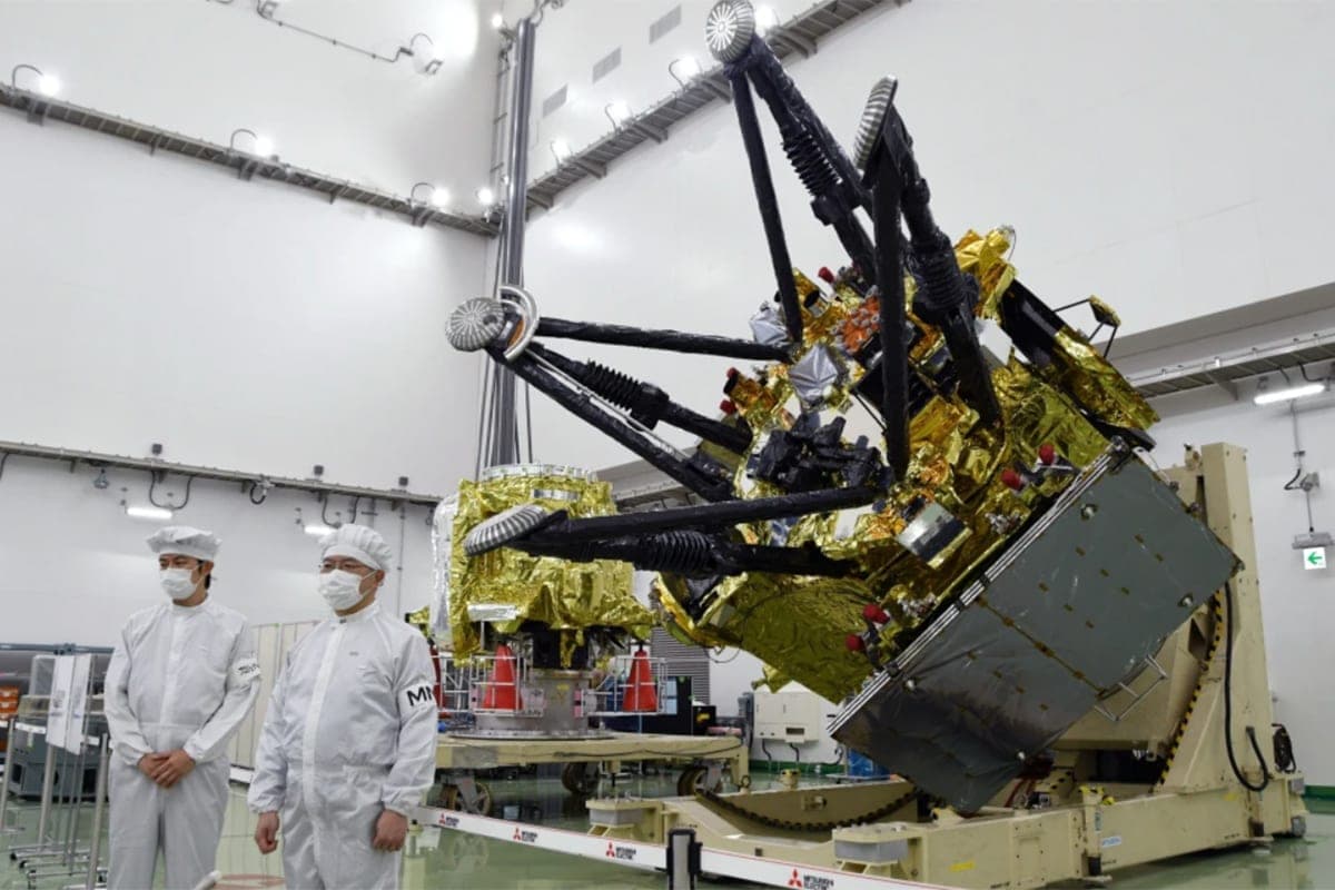 Japan will launch a spacecraft for a mission to collect samples from a Mars satellite