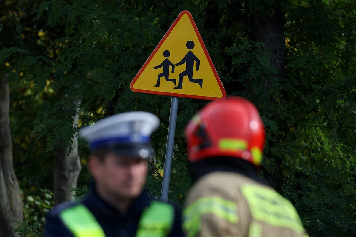 La Pologne envoie plus de 20 000 policiers dans les écoles après une série d'attaques à l'arme blanche