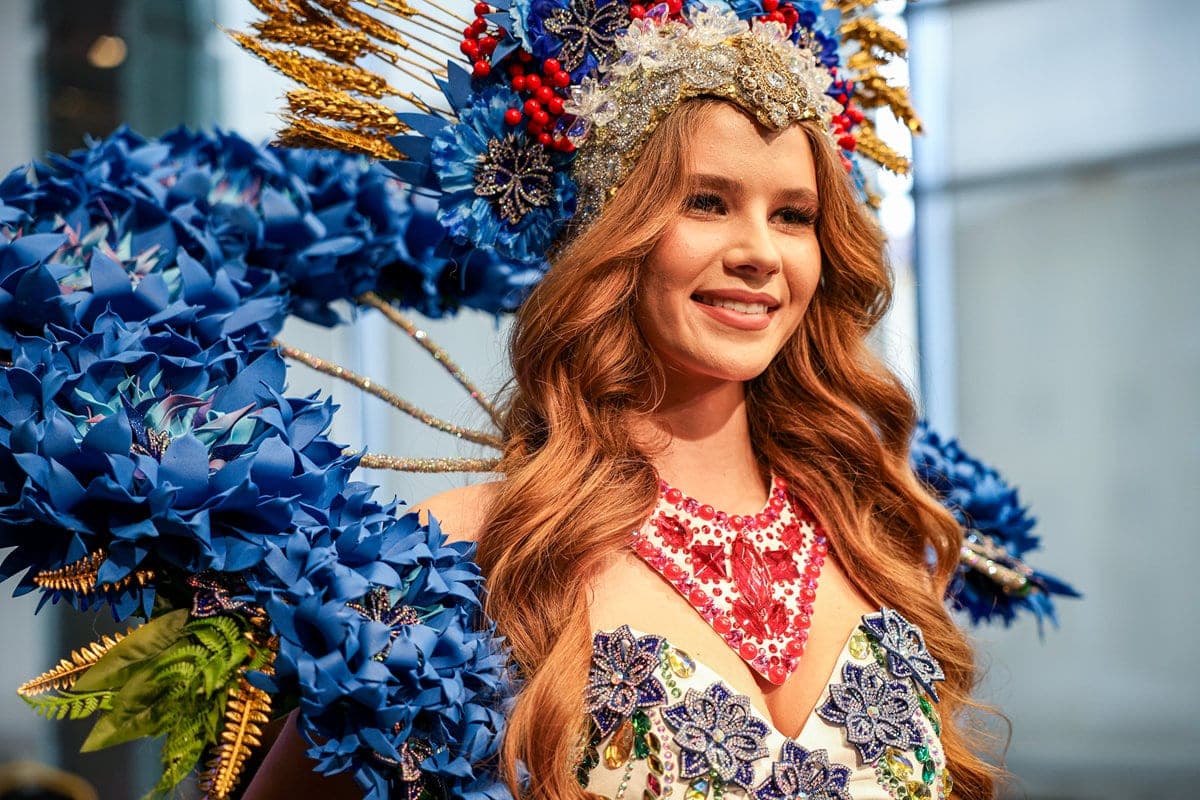 Aliya Short showed the images that will present at the contest “Miss Universe”