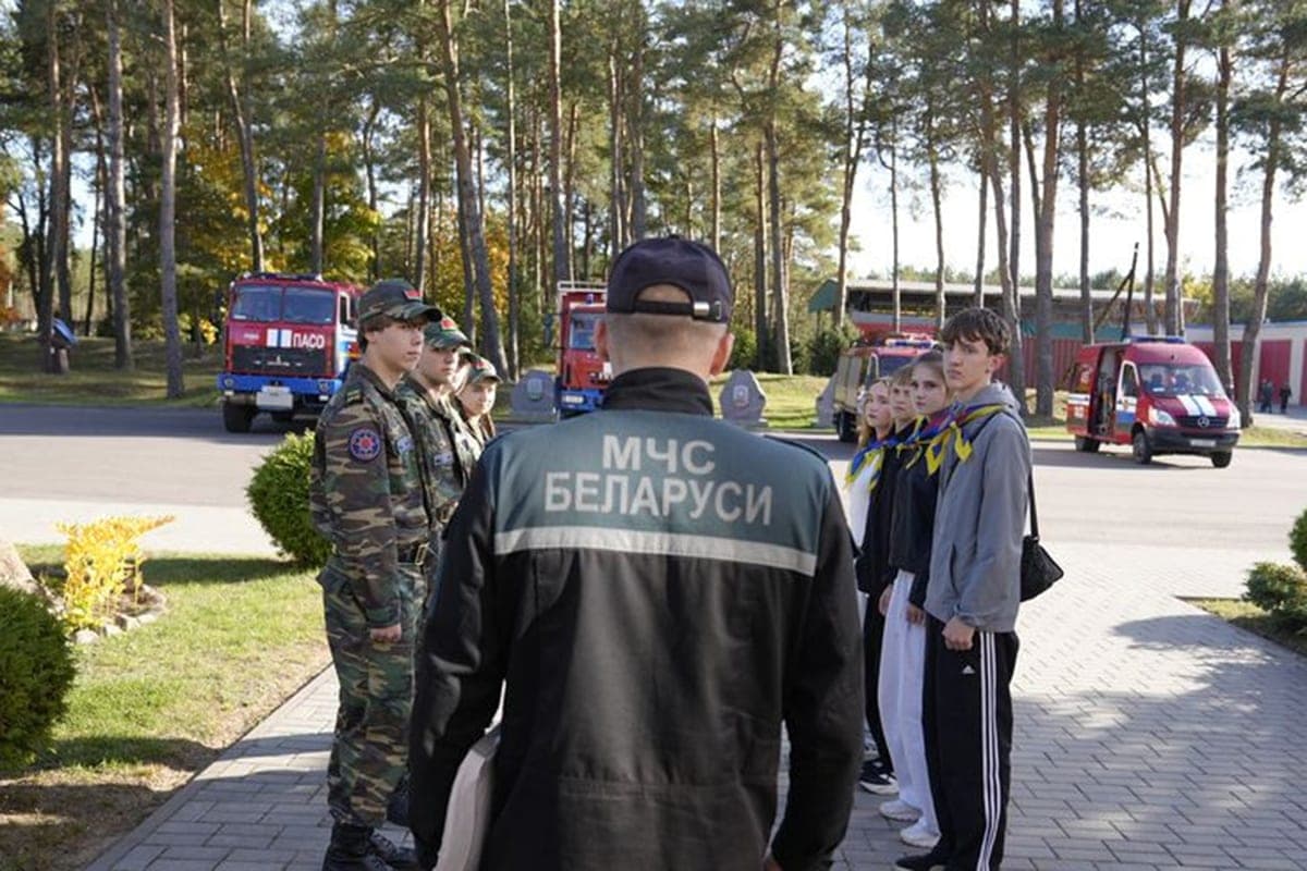 Интерактив «Один день с МЧС», помощь пожилым. Как на Гродненщине проходит акция «Молодежь за безопасность!»