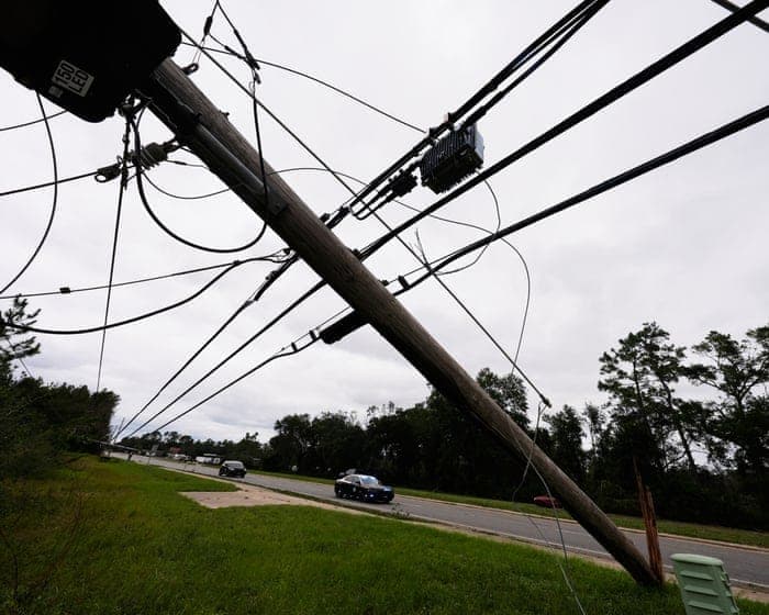 Thousands without power in Florida and Alabama as Isaias moves north