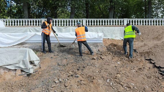 70 % der Migranten haben nichts dagegen, ein zweites Mal einen Kurs über Anpassung zu belegen