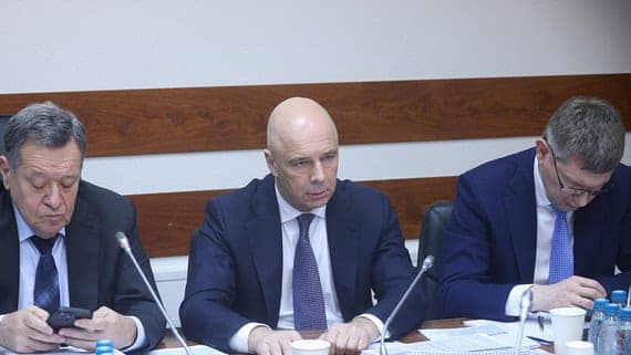 How was the discussion of the law on the budget in the relevant Committee of the state Duma