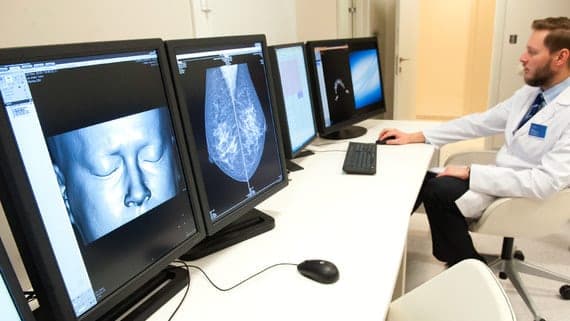 A third of doctors use neural networks in their work