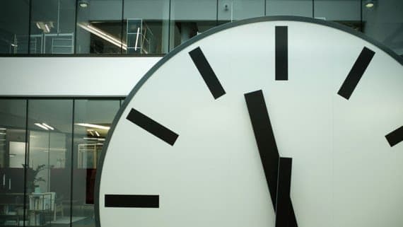Pfeile drehen sich: Wo und wie sich die Zeit verändert hat