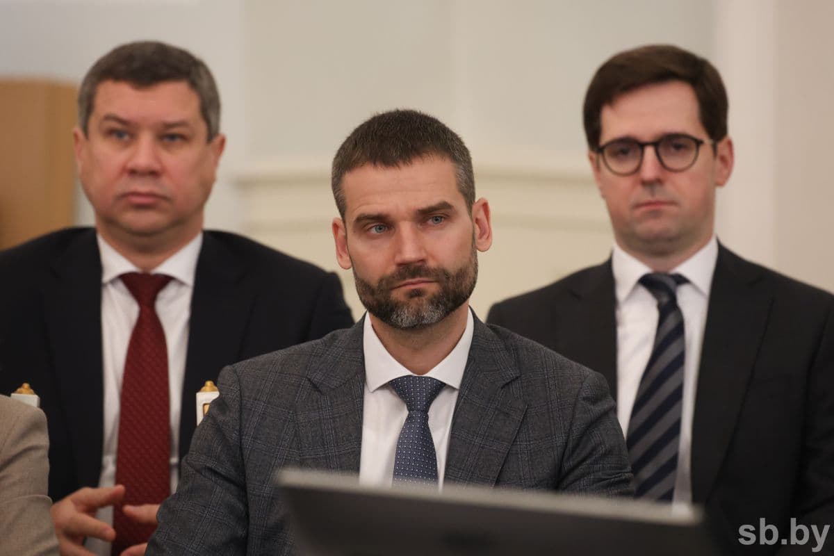 Роман Головченко сообщил, что повестка текущего заседания свидетельствует о практической реализации общего финансового рынка.