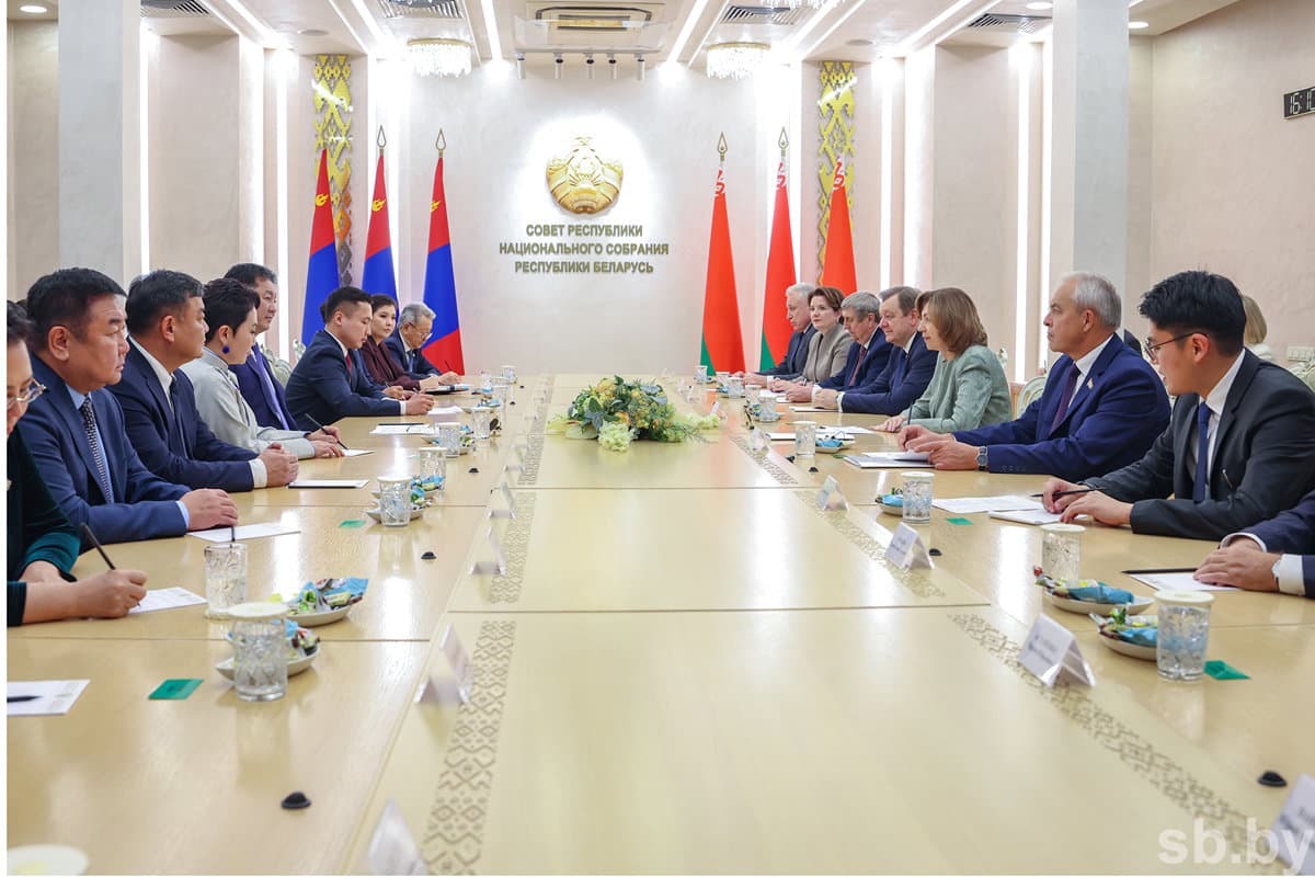 Natalia Kochanova, addressing Ukhnaagiin Khurelsukh, stressed that Belarus and Mongolia have always been linked by good and friendly relations that go back to the times of the Soviet Union: