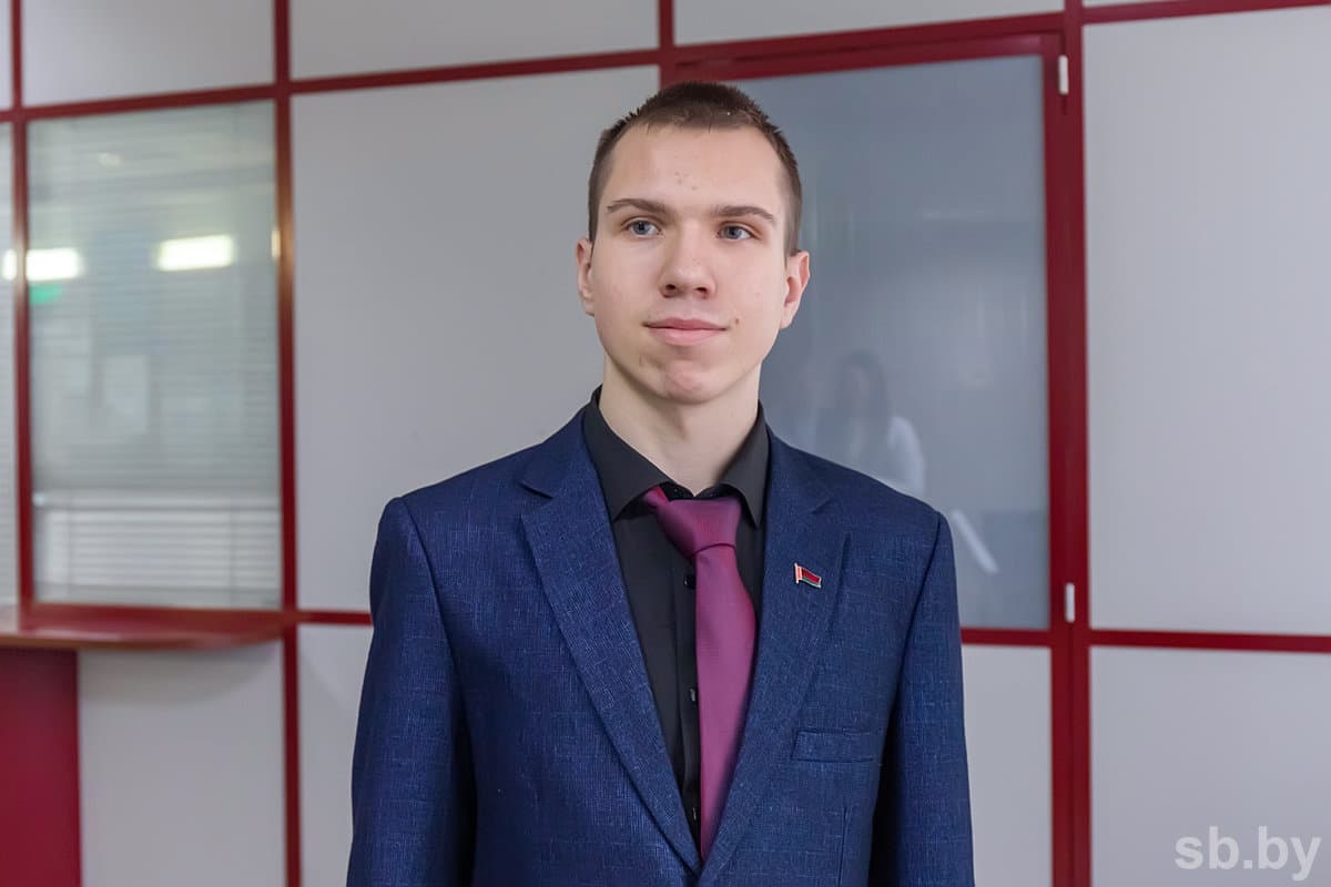 Mikhail Yakushev