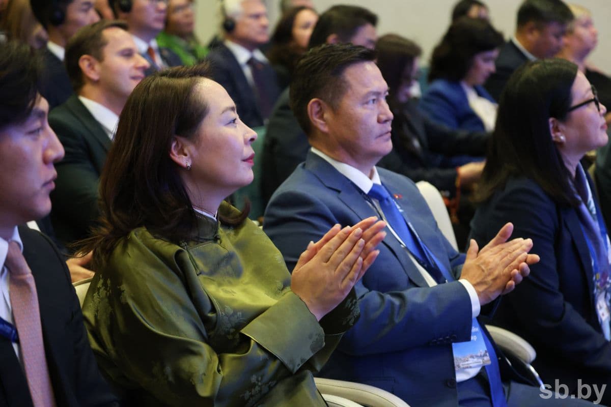 belarusian-Mongolian business forum with the participation of about 260 companies takes place in Minsk