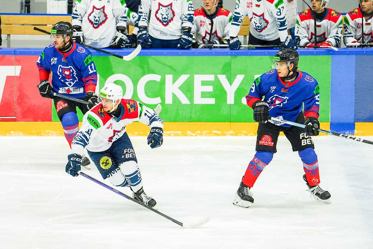 The Zubers approached the game with a series of five wins. But today, the wards of Sergei Stas their fans upset both the hockey shown and the final result.