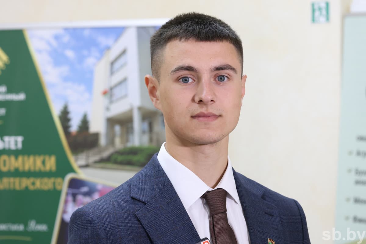 Sergey Senyuta Secretary of the primary organization of the BRSM Agrarian University Olga Mosko stressed that such meetings are very important for young people: