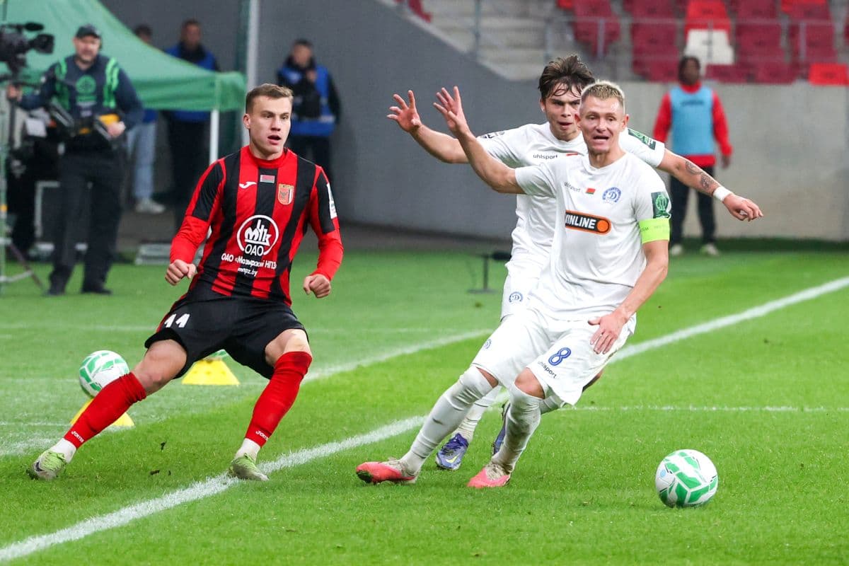 The moment of the match “Dynamo” – “Slavia”. صورة من بيلت