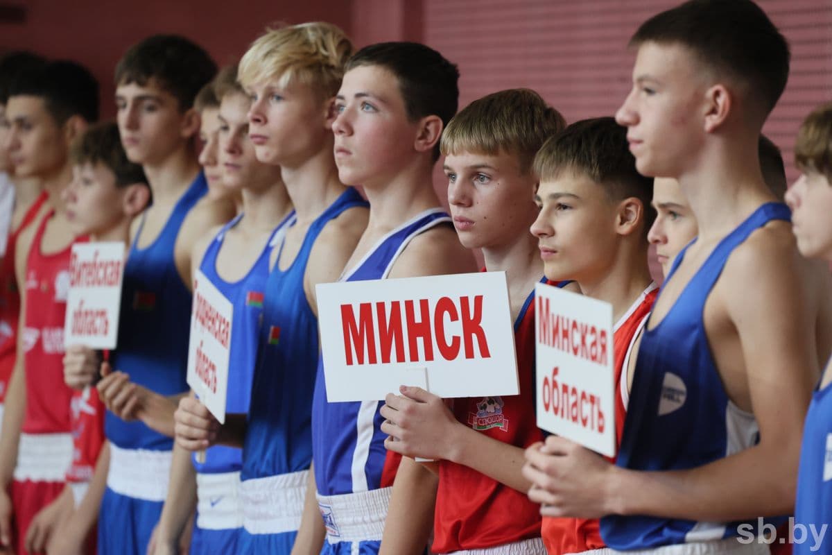 According to the rules of the competition, young boxers with sports training not lower than the first youth sports category are allowed to participate. Fights will take place in 3 rounds of 2 minutes each.