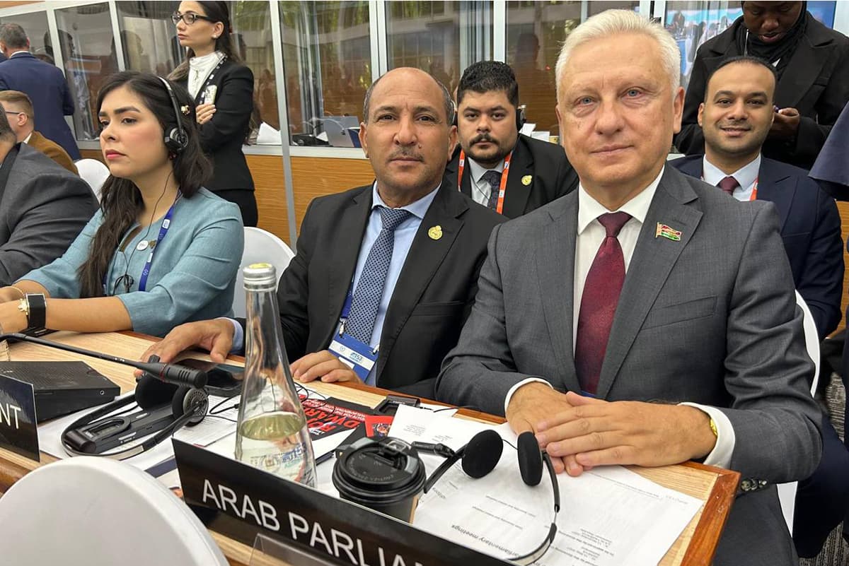Парламентарий обратил внимание, что одной из важных тем, которые обсудили участники, был искусственный интеллект и концепции труда, влияния искусственного интеллекта на человека труда: