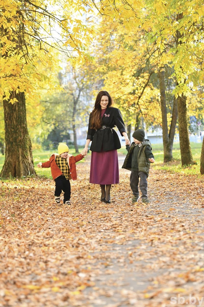 Christina believes that the hardest thing about motherhood is not to lose yourself