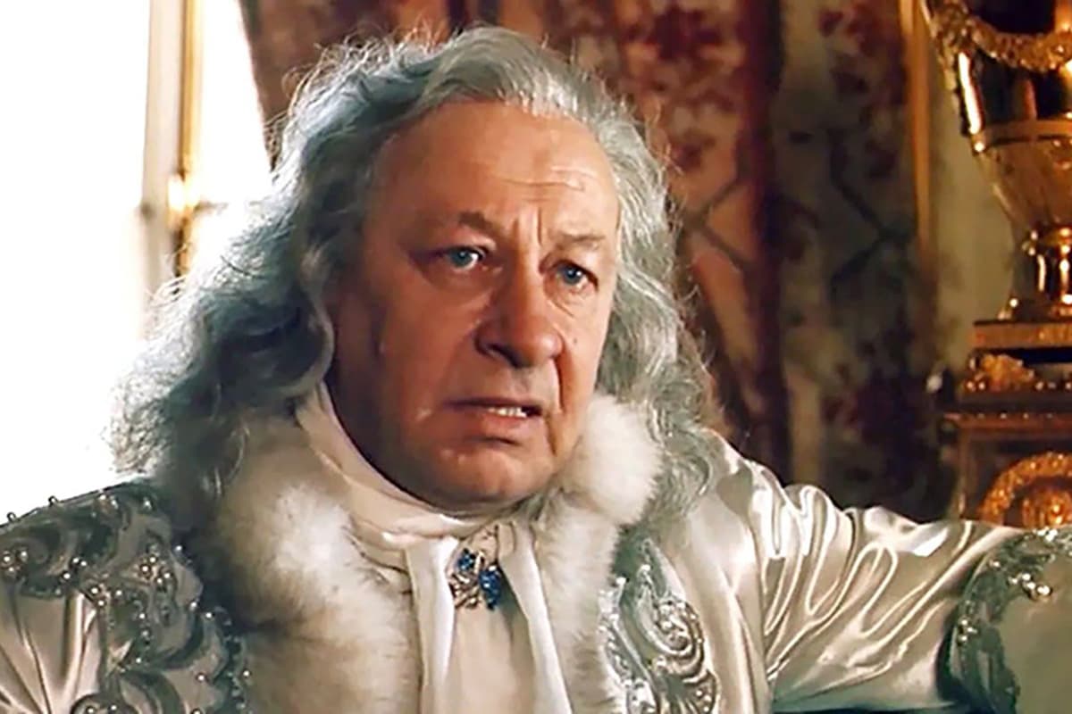 "Vivat, midshipmen!".