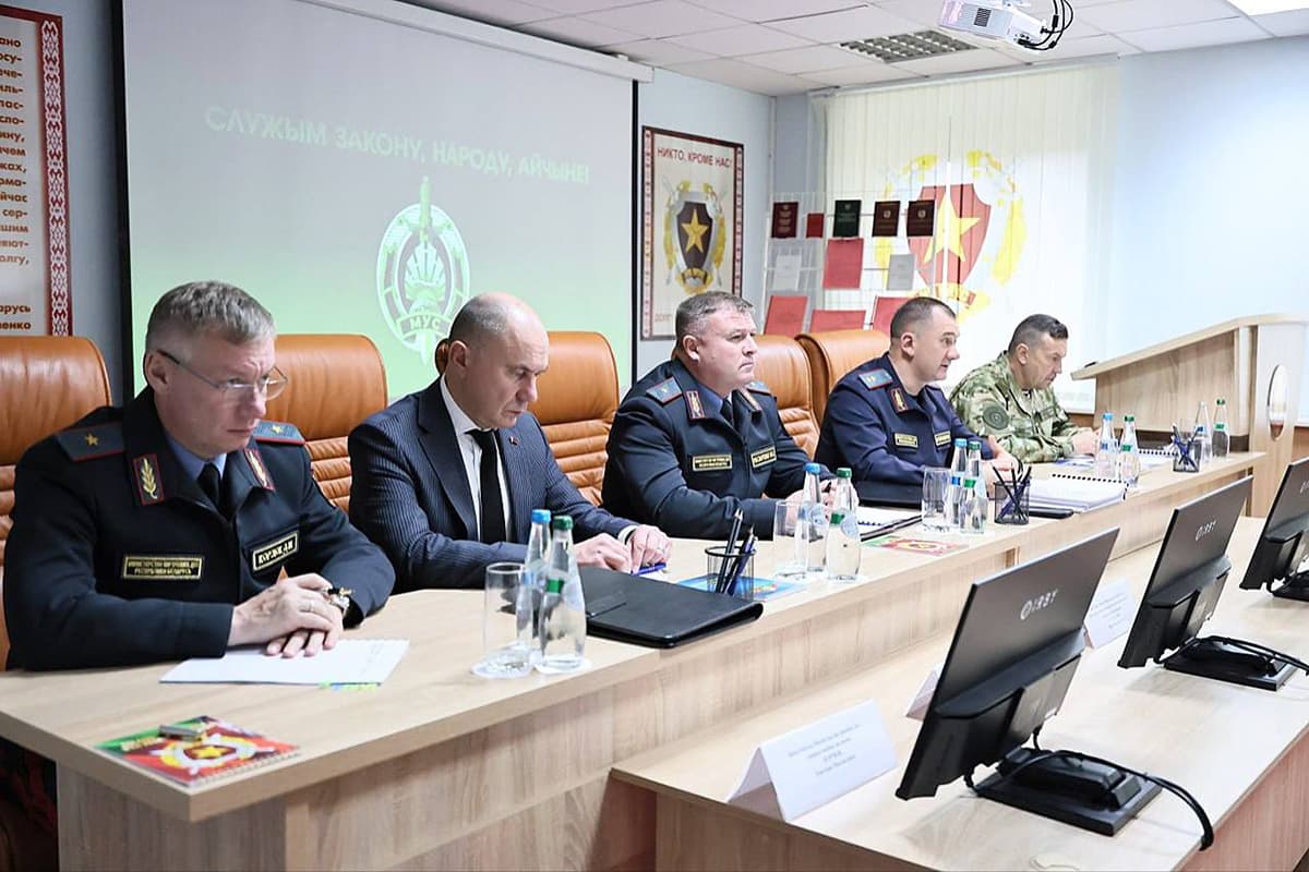 В мероприятии также приняли участие заместители министра, руководители департаментов, подразделений центрального аппарата.