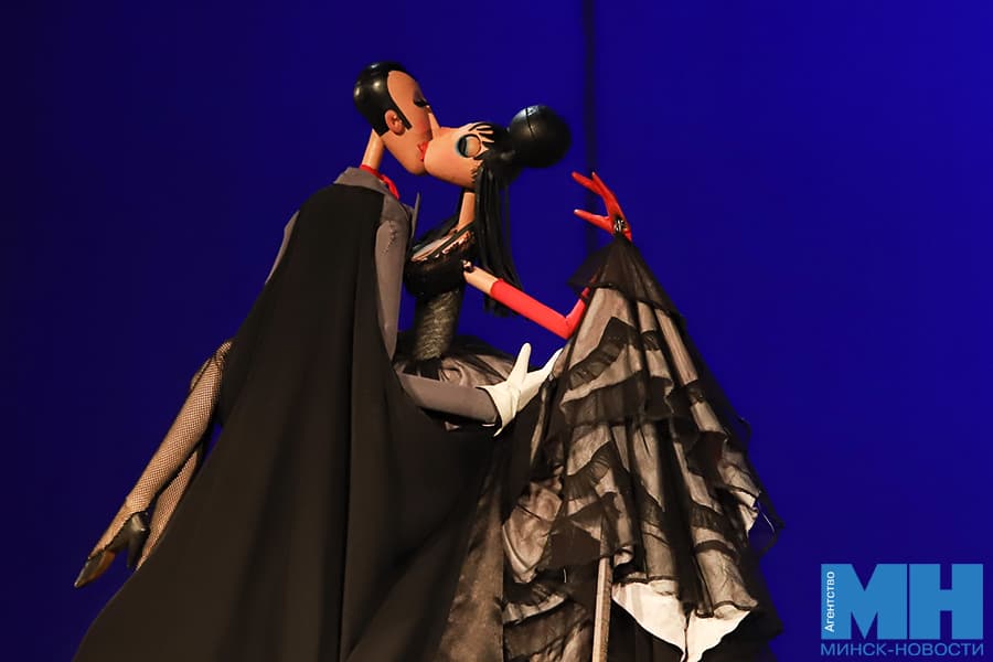 2026 10 09 kultura teatr kukol moskvy spektakl neobychnyj konczert pozhoga 10 kopiya